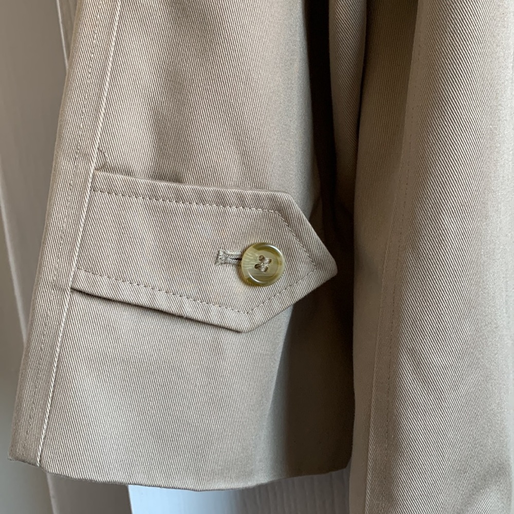 Vintage Burberry Coat with Removable Wool Lining - Picture 4 of 16